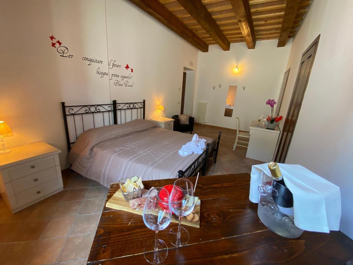 Locanda Della Pieve Pievebovigliana Zewnętrze zdjęcie
