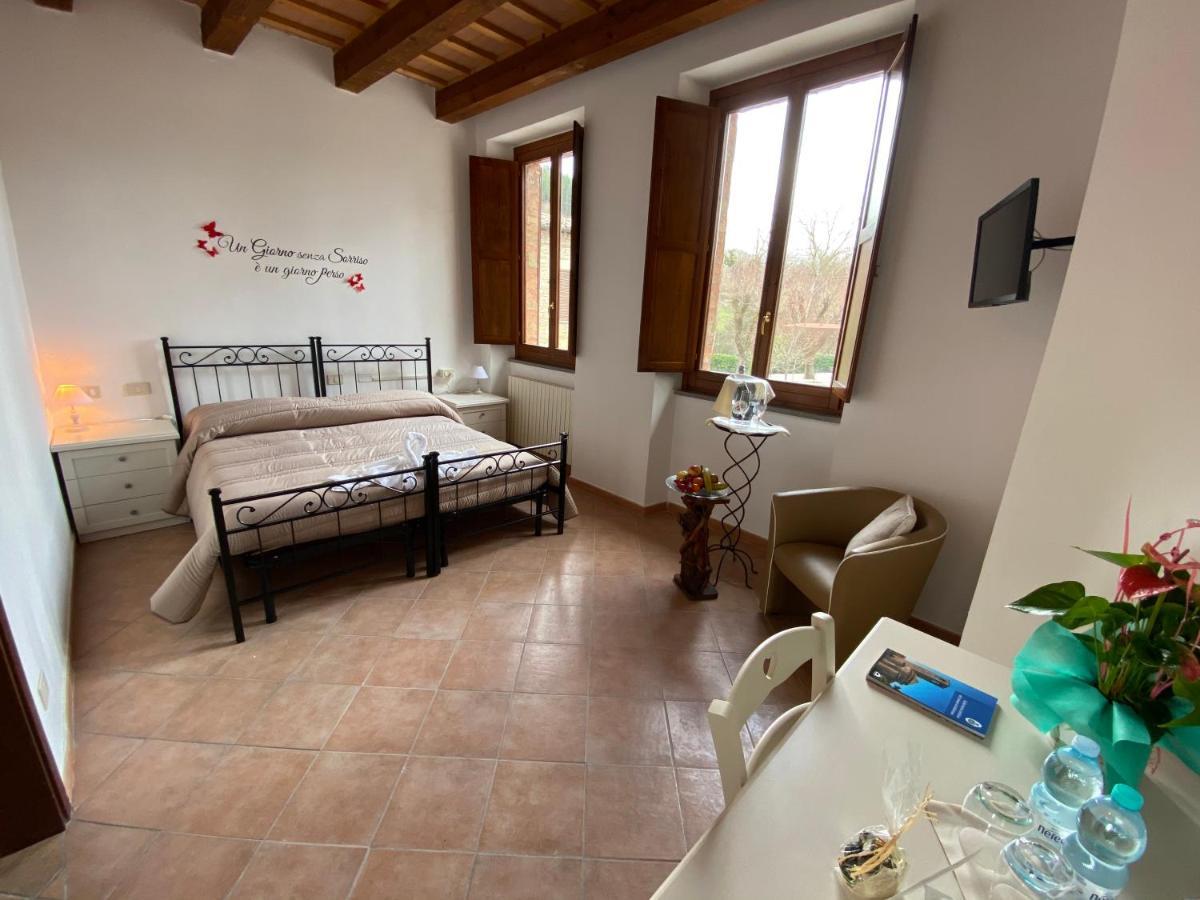 Locanda Della Pieve Pievebovigliana Zewnętrze zdjęcie