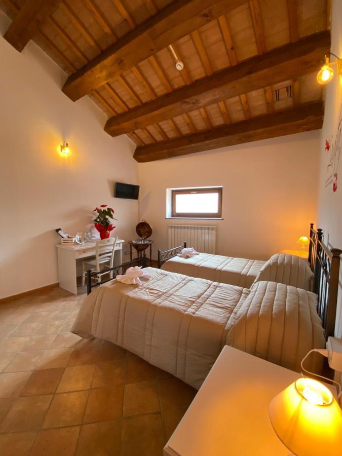 Locanda Della Pieve Pievebovigliana Zewnętrze zdjęcie