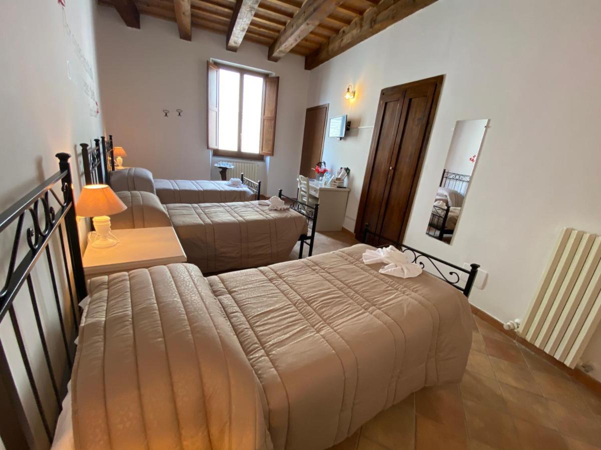 Locanda Della Pieve Pievebovigliana Zewnętrze zdjęcie