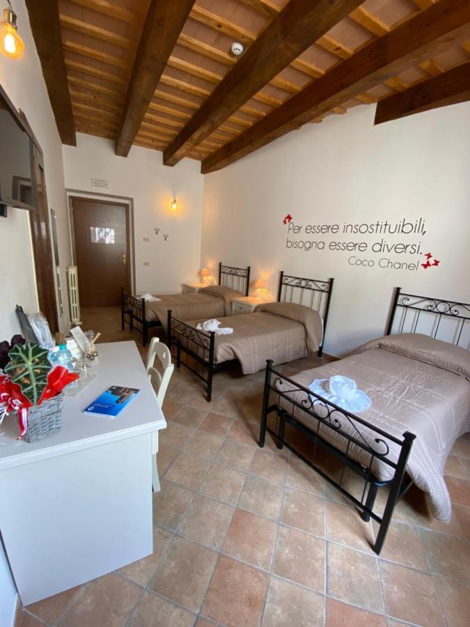 Locanda Della Pieve Pievebovigliana Zewnętrze zdjęcie